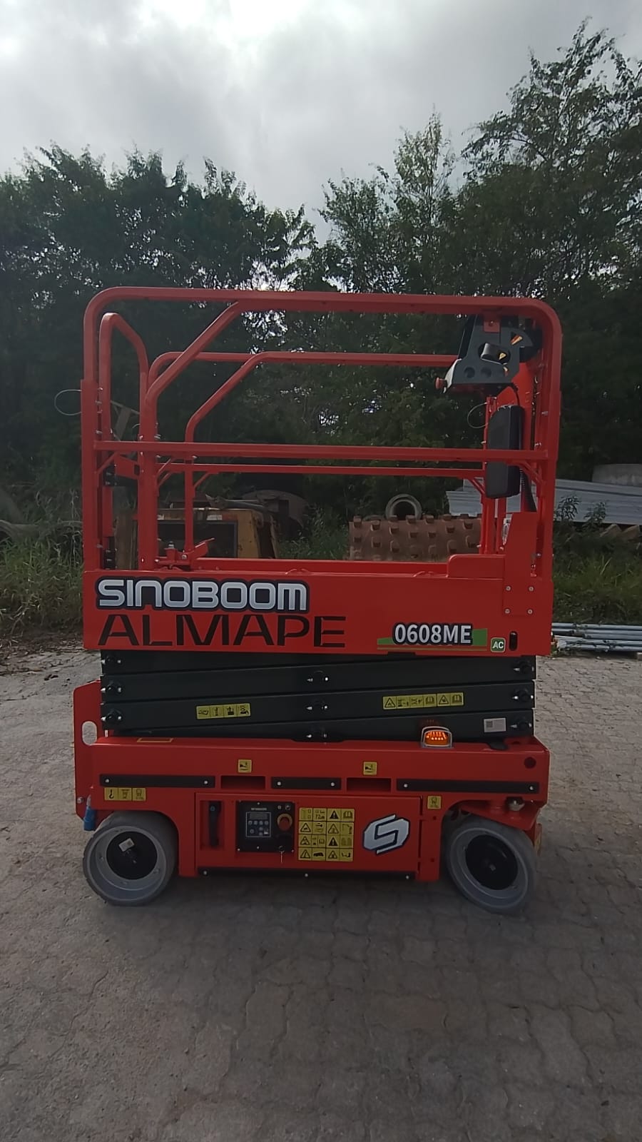 Sinoboom 0608ME tesoura 8m da frota Almape