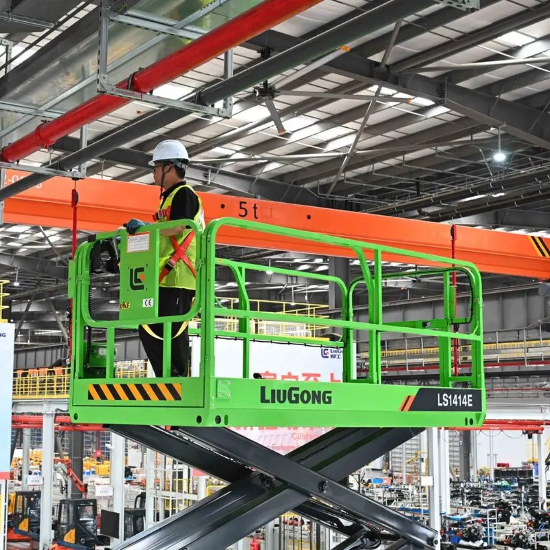 Tesoura LS1414E em estrutura 5t indoor
